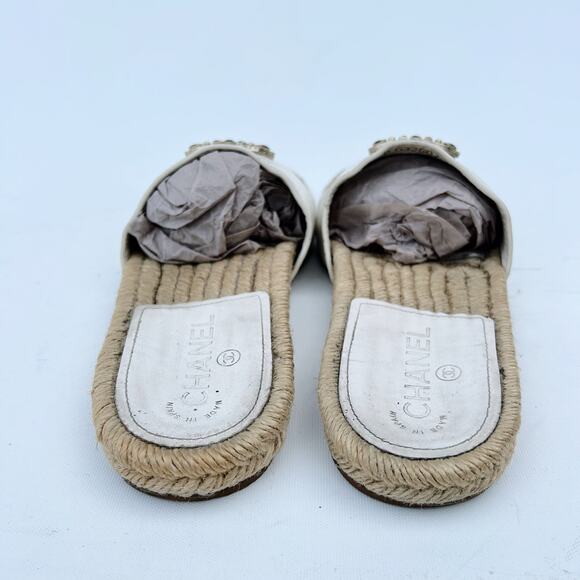 Chanel Authentic White Leather Espadrilles Flats Sandals Slides CC 9 Jewels 40 - Picture 8 of 12